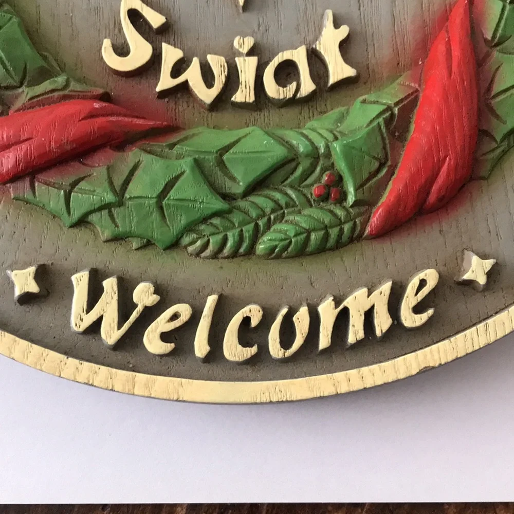 Holiday Welcome Wreath Plaque - Red and Green Christmas Wall Decor